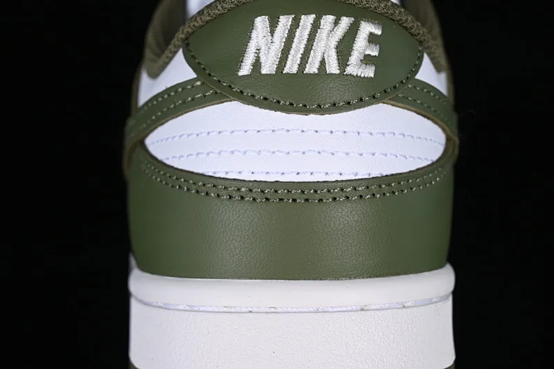 All categories Nk SB Dunk series Nk SB Dunk Low low-top sneakers J version Nk Dunk Low olive green SB smashed backboard fashion casual sneakers DD1503-120